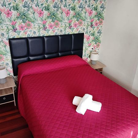 Апартаменты Apartamento Las Gaviotas Моания Экстерьер фото
